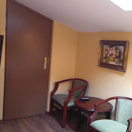 Villa Podkowa Подкова Лесна Екстериор снимка