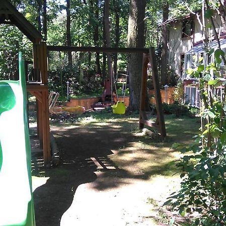 Villa Podkowa Подкова Лесна Екстериор снимка