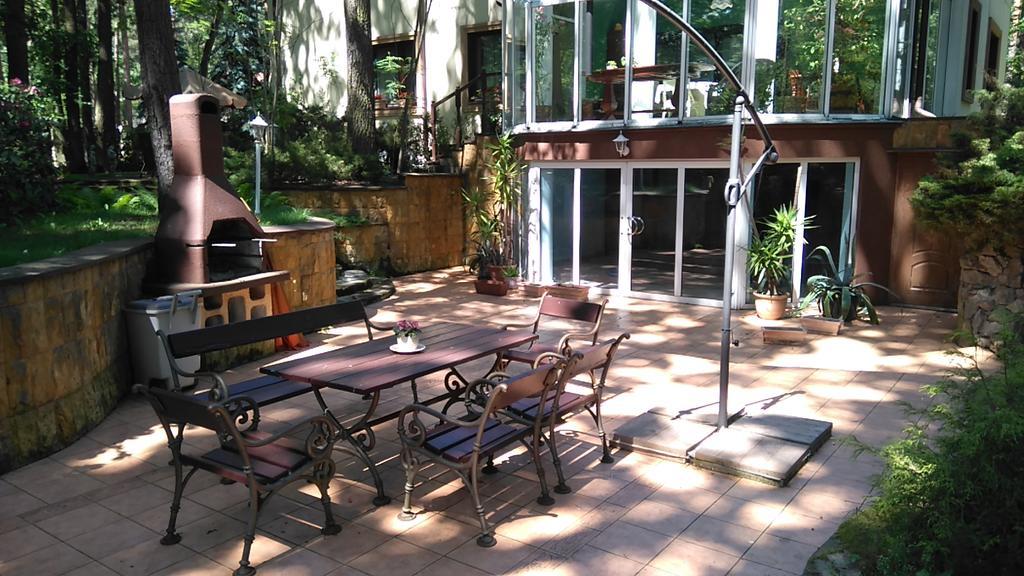 Villa Podkowa Подкова Лесна Екстериор снимка