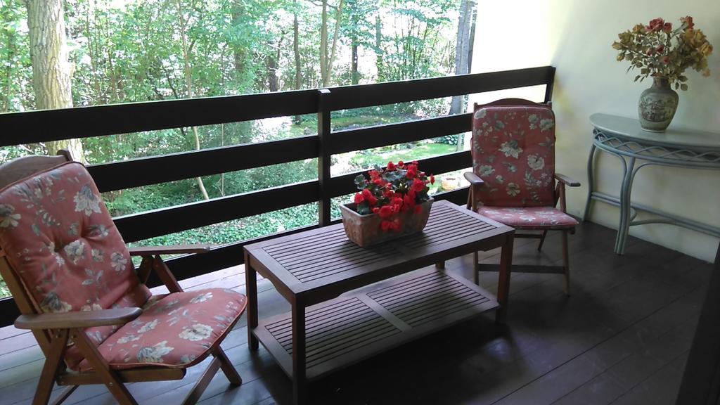 Villa Podkowa Подкова Лесна Екстериор снимка