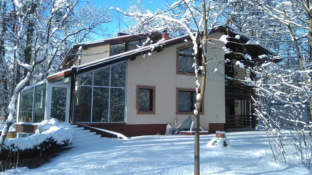 Villa Podkowa Подкова Лесна Екстериор снимка