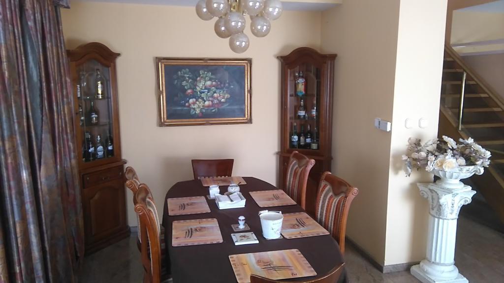 Villa Podkowa Подкова Лесна Екстериор снимка